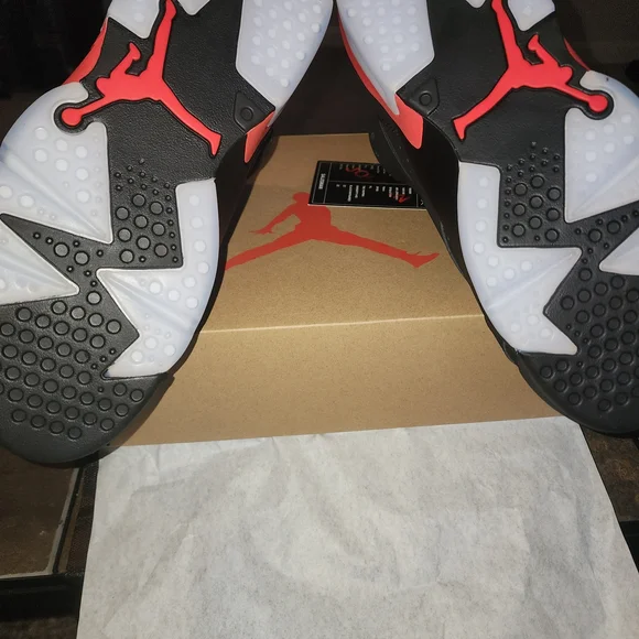 Nike Retro 6 Air Jordan Black and Red Sneakers
